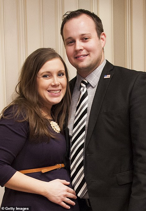 Anna Duggar and Josh Duggar pose during the annual Conservative Political Action Conference (CPAC) on February 28, 2015 in National Harbor, Maryland